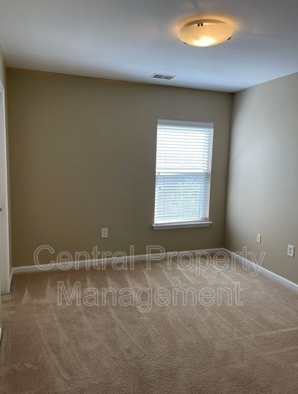 Building Photo - 184 Stonewood Crossing Dr