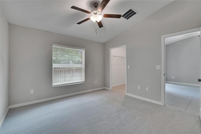 Building Photo - 14047 Weddington Ter