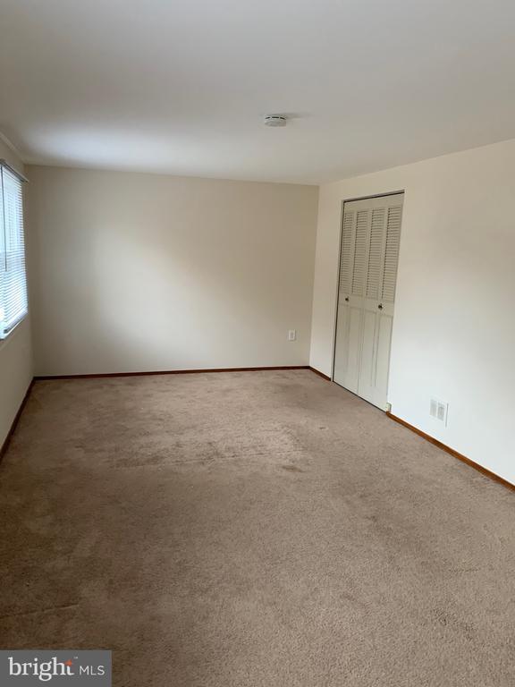 Building Photo - 4634 Evansdale Rd