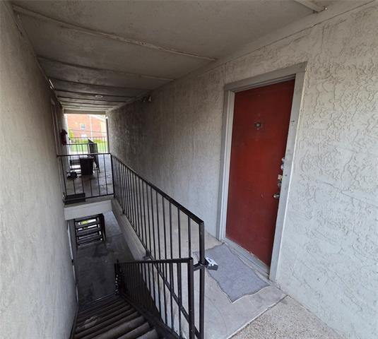 Building Photo - 7621 McCallum Blvd