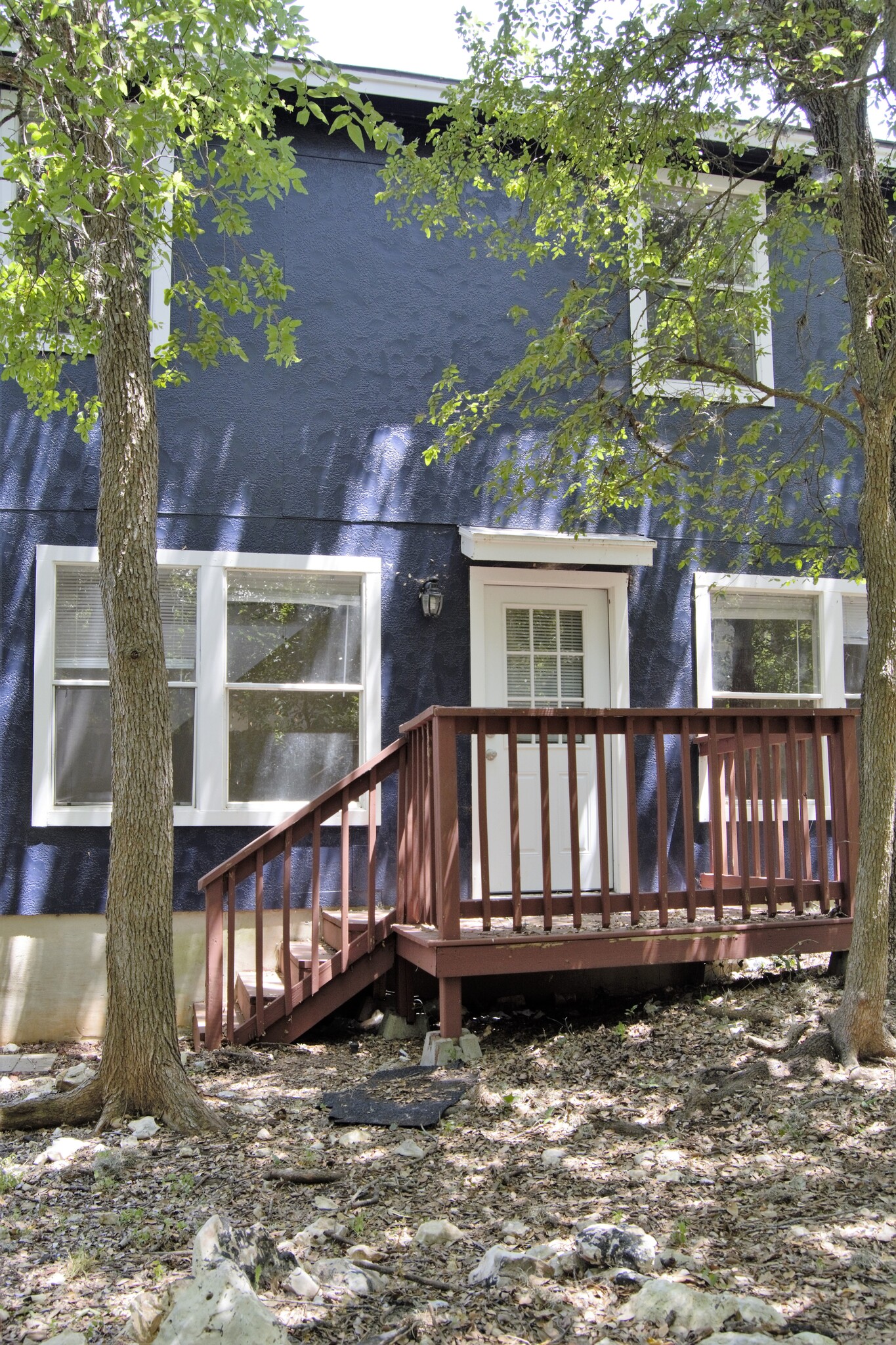 Back of house - 947 Sagewood Trail