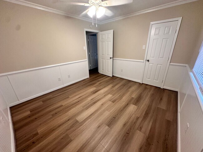 Building Photo - 2404 PR