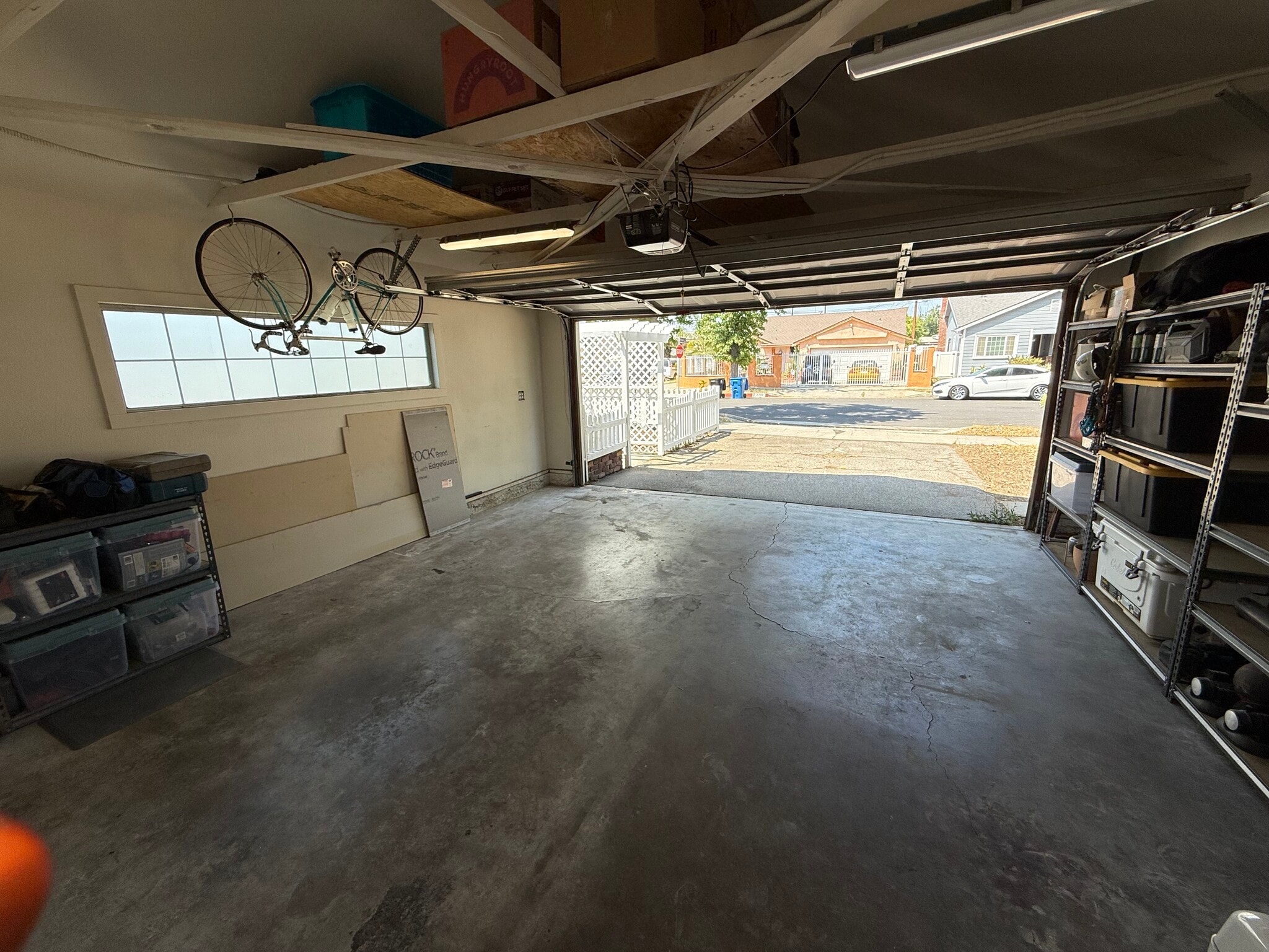 Building Photo - 7700 Alcove Ave