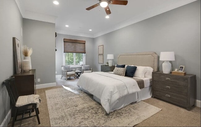 Building Photo - 5909 Greenevers Dr