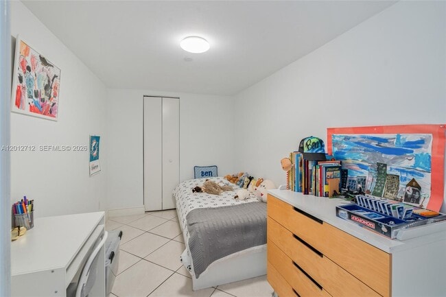 Building Photo - 21205 Yacht Club Dr