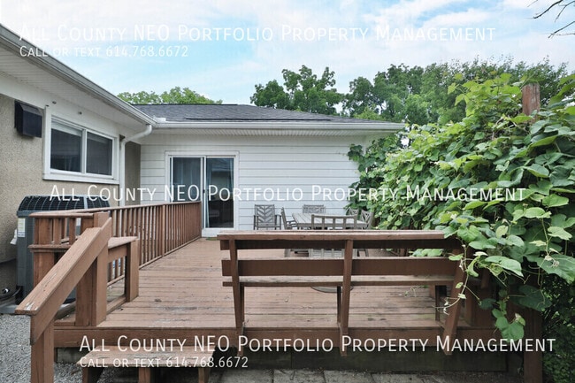 Building Photo - 148 S Kellner Rd