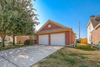 Building Photo - 3403 Sparta Dr