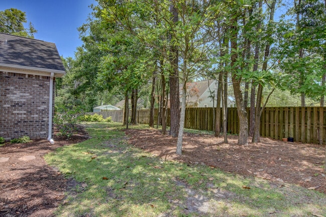 Building Photo - 8210 Porters Crossing Way