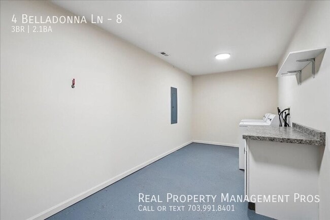 Building Photo - 4 Belladonna Ln
