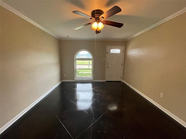 Building Photo - 10157 Peppertree Ln
