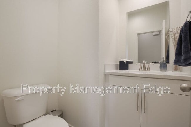 Building Photo - 4121 Sitio Flor