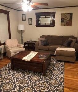 Building Photo - 56 Union St