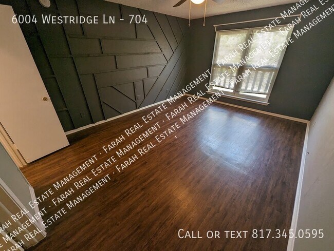 Building Photo - 6004 Westridge Ln