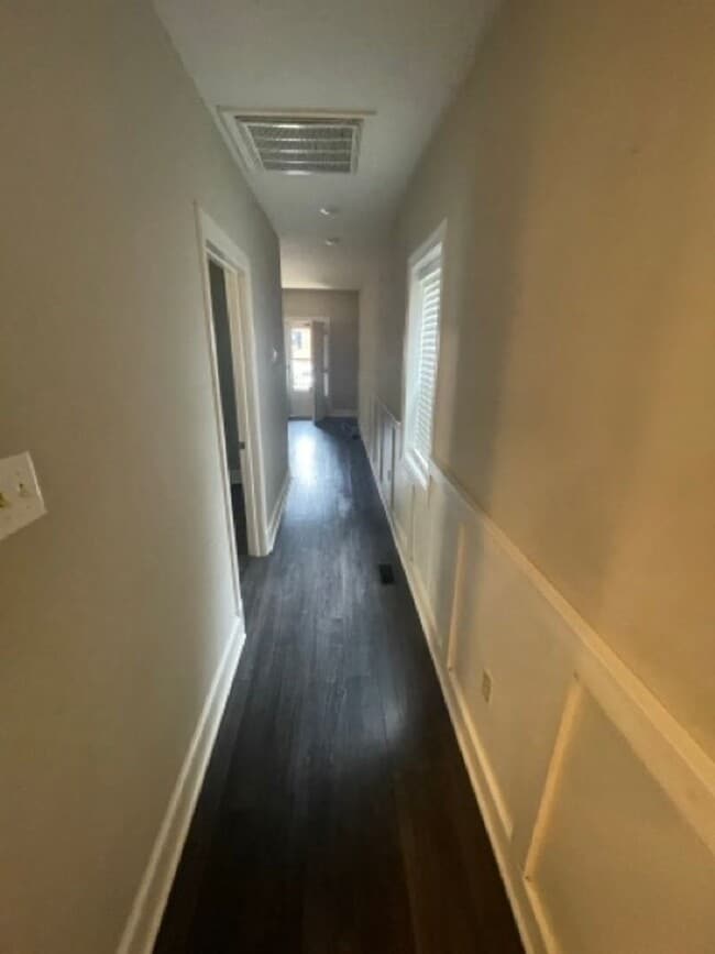Building Photo - Charming 2 Bedroom Richmond Home