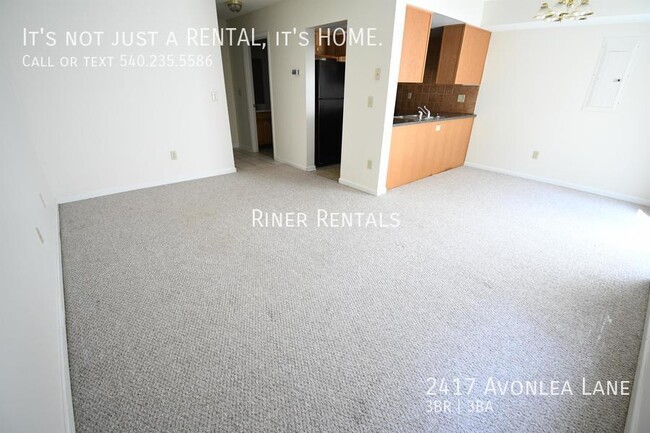 Building Photo - 2417 Avonlea Ln