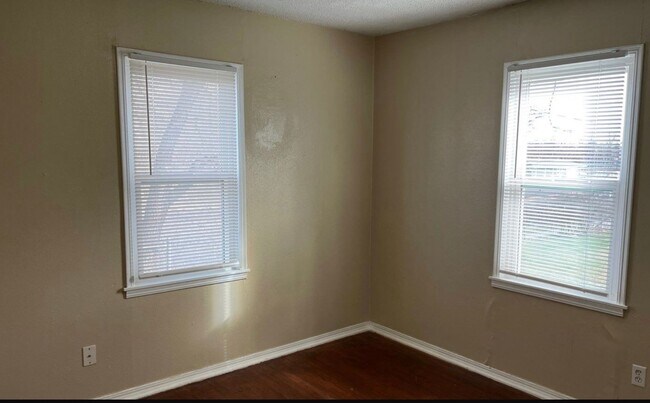 Building Photo - 3 bedroom 1 bath - Midwest City