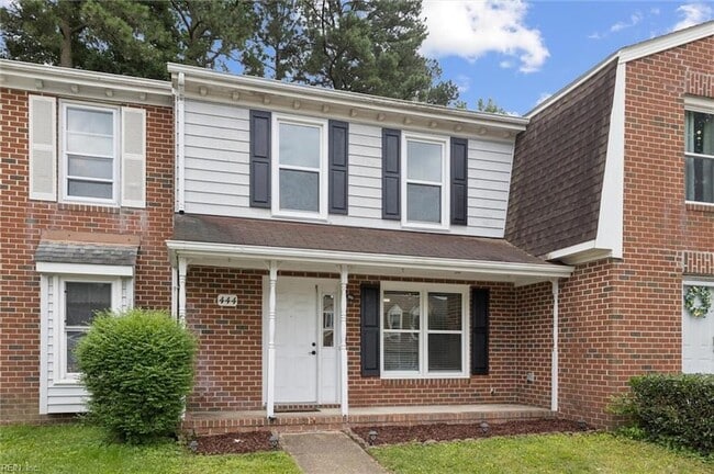 Building Photo - 444 Wayman Ln
