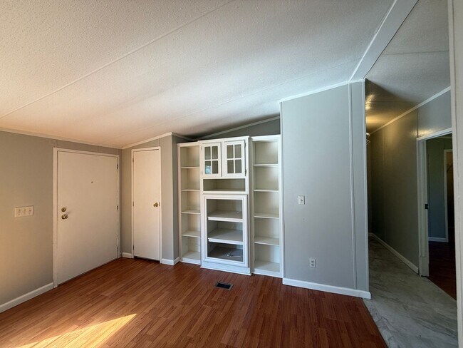 Building Photo - Home for Lease | Benton, LA 71006 | Escape...