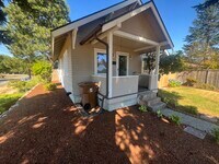 Building Photo - 3704 N Huson St