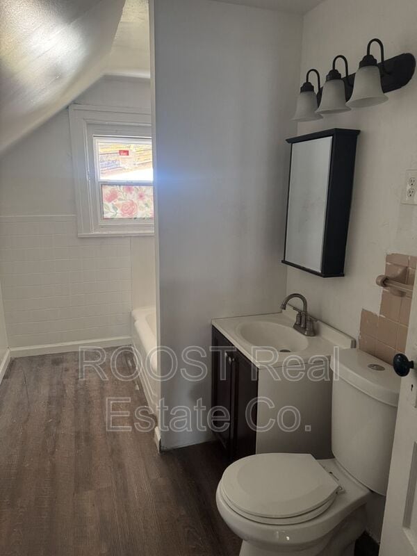 Building Photo - 263/265 S Hedges St.