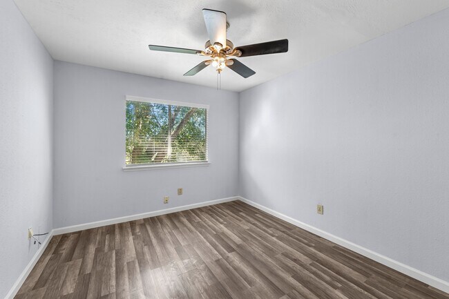 Building Photo - 4322 Palmer Plantation Dr