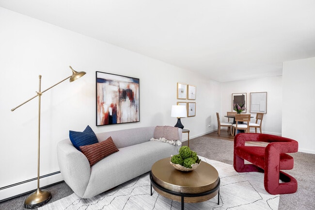 Building Photo - Timber Lake