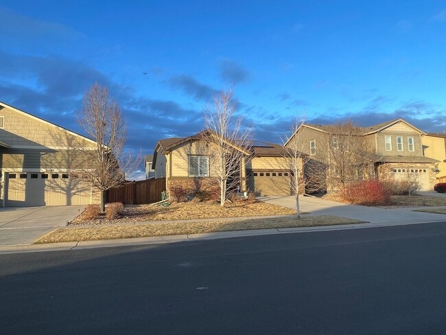 Building Photo - Beautiful Fully Furnished Home