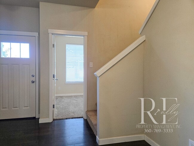 Building Photo - Effortless Elegance in Caldart Heights, Po...