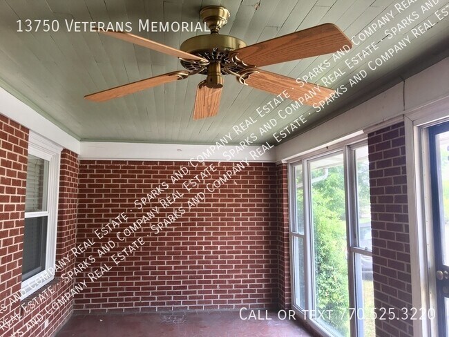 Building Photo - Winston Rental (Available to show Nov 1, 2...