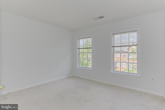 Building Photo - 146 Herndon Mill Cir