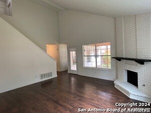 Building Photo - 9238 Ridge Br