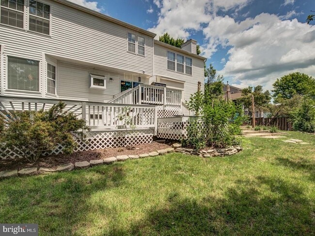 Building Photo - 15744 Beau Ridge Dr
