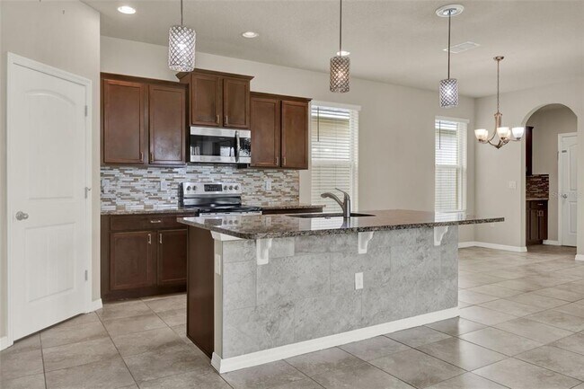 Building Photo - 10649 Atwater Bay Dr