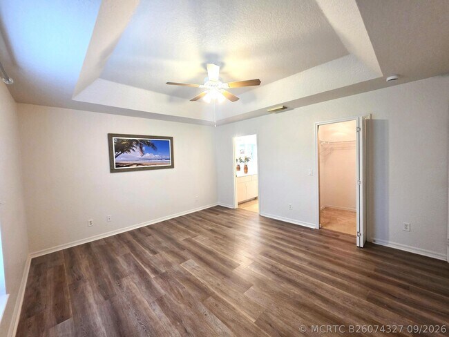 Building Photo - 6707 Coquina Ave