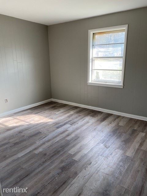 Building Photo - 3 br, 2 bath House - 2400 Bryan Drive