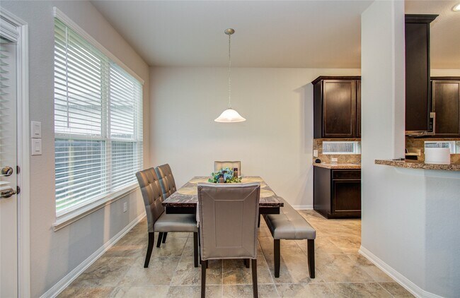 Building Photo - 12327 King henry dr