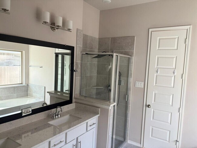 Building Photo - 543 Chestnut Reef Ct