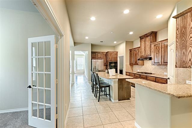 Building Photo - 10121 Waterstone Way