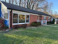 Building Photo - East AVL - Three Bedroom, 3 Bathroom Brick...