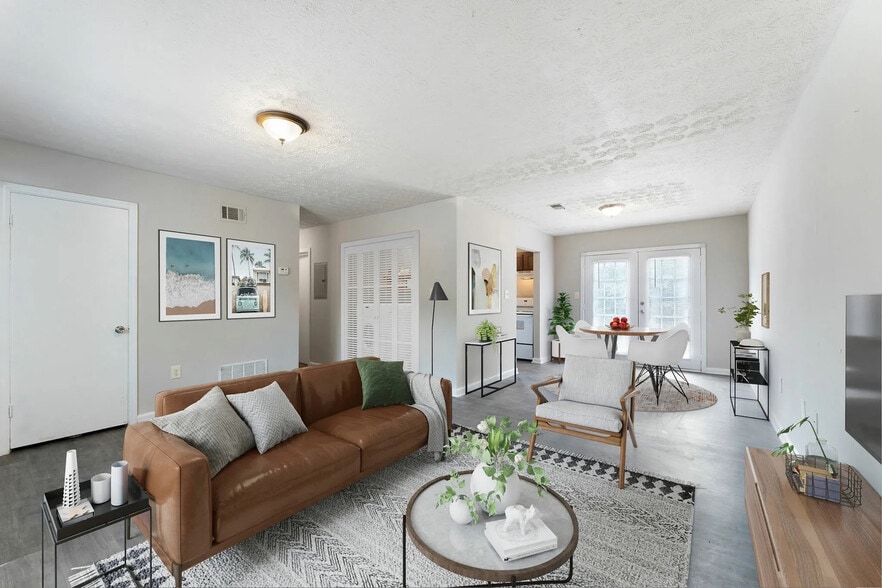 Building Photo - Room in Apartment on Mt Zion Rd