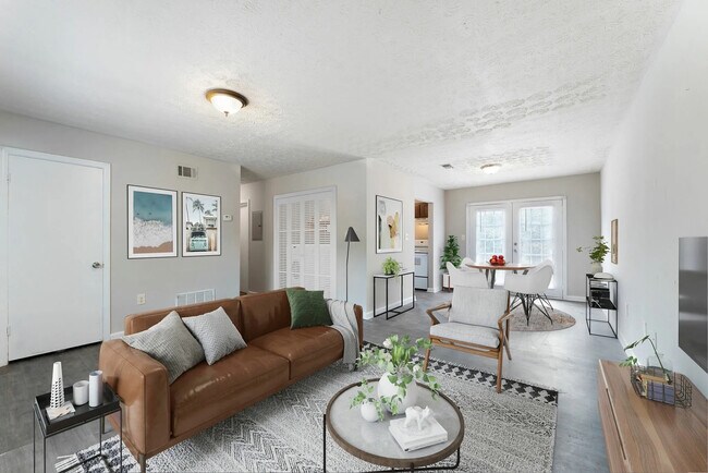 Building Photo - Room in Apartment on Mt Zion Rd