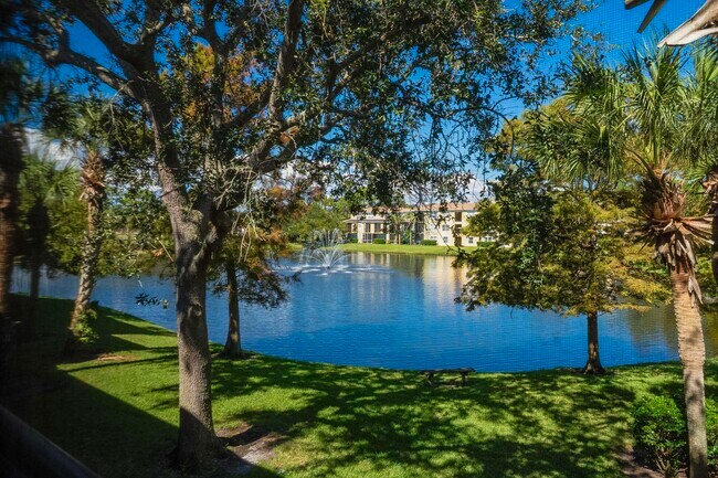 Building Photo - 1005 Bella Vista Blvd