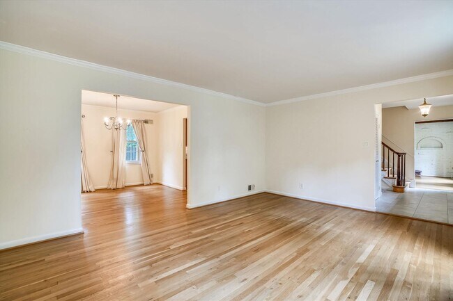 Building Photo - 11200 Powder Horn Dr
