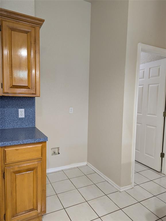 Building Photo - 2604 Southern Hills Dr