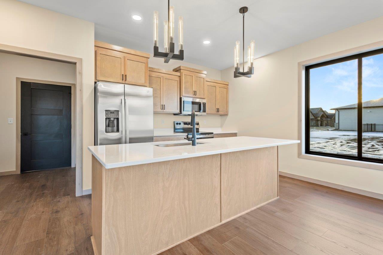 Building Photo - 2324 Sweetgrass Dr