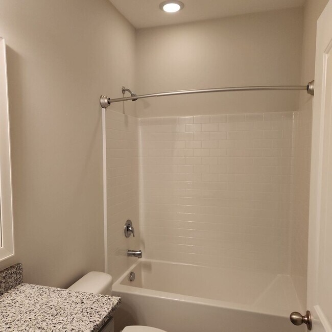 Building Photo - Four Bedroom Home, Long Term Rental - Conway, SC