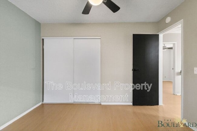 Building Photo - 98-1379-1379 Koaheahe Pl