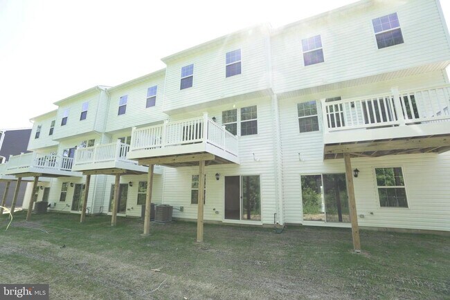 Building Photo - 148 Bell Ct