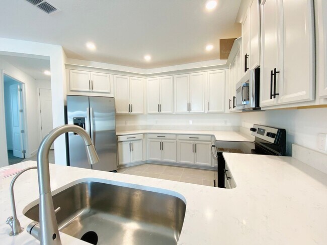 Building Photo - 2348 Kestrel Perch Pl