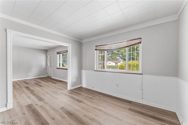 Building Photo - 7365 Chennault Dr